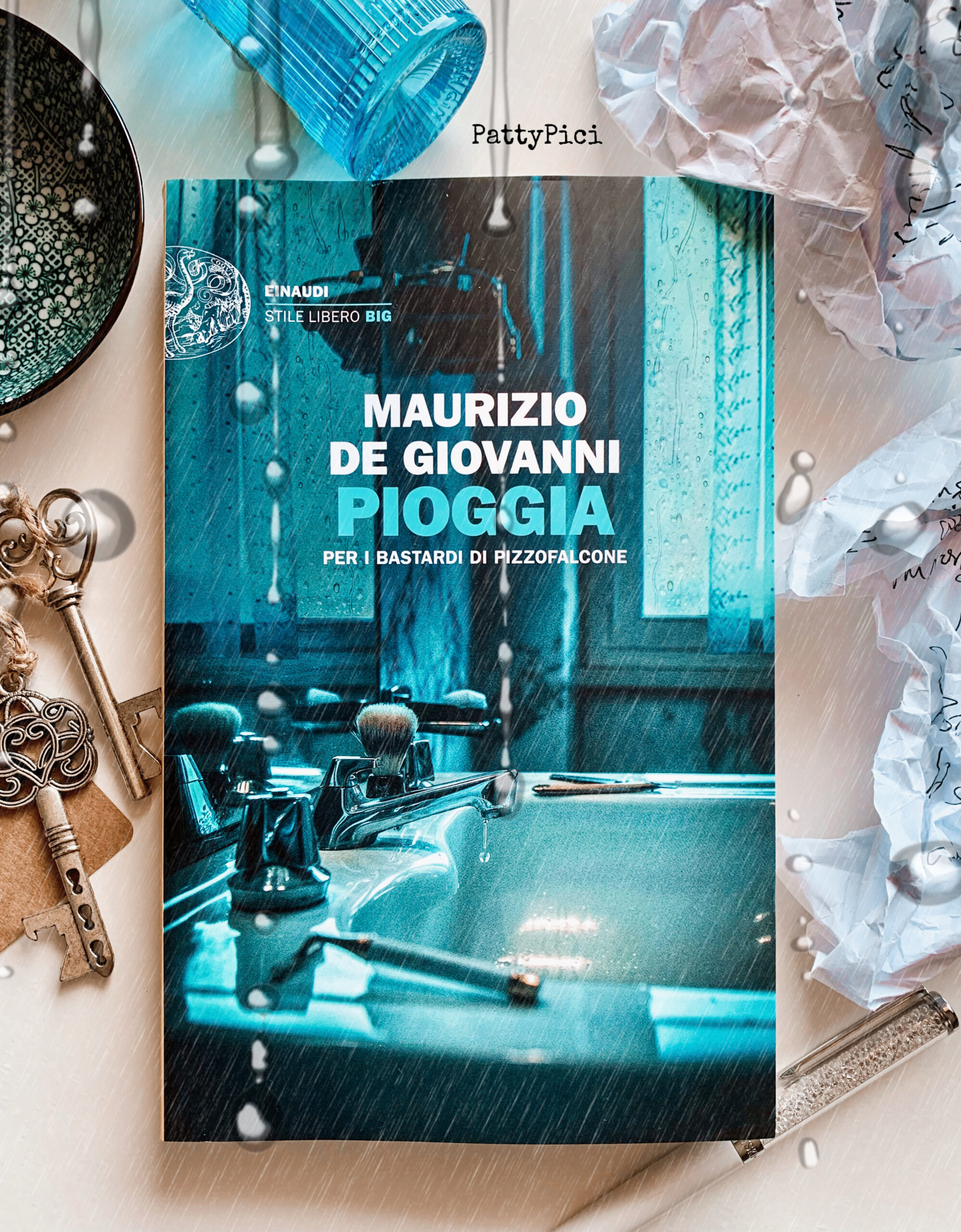 Colazione con Maurizio de Giovanni - pioggia per i bastardi di Pizzofalcone - ilRecensore.it