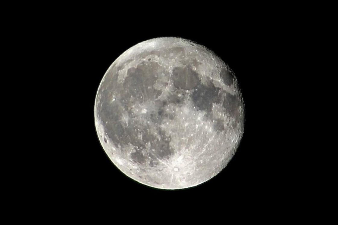 Due lune, nei tuoi occhi, quella notte.